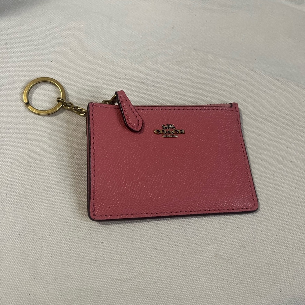 Coach id wallet